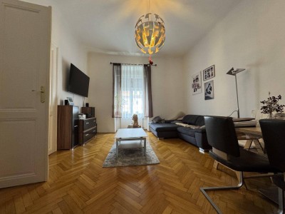 Charmante, top sanierte Altbauwohnung in zentraler Lage – Elisabethinergasse, Graz