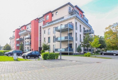 Großzügige Etagenwohnung mit Sonnenbalkon, stilvollem Bad & Komfort-Ausstattung