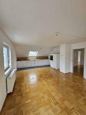 Renovierte DG Wohnung in Großheubach
