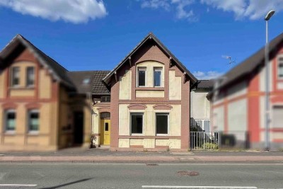 Potenzial für Ihre Traumimmobilie: Sanierungsbedürftiges Einfamilienhaus mit 3 Schlafzi. und Garten