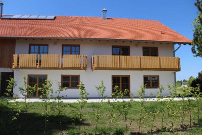 Ländliches Glück! Schöne Neubauwohnung mit Garten