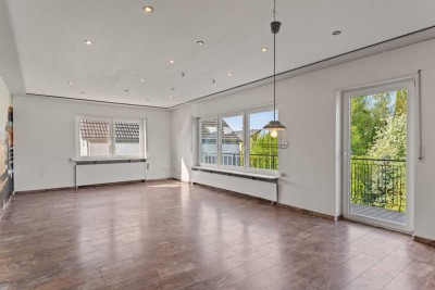 Wohnen am Feldrand – Lichtdurchflutete Wohnung mit Balkon und Garage in Maxdorf