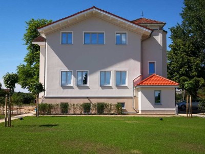 WOHNEN, WO ANDERE URLAUB MACHEN ++ EINBAUKÜCHE + TERRASSE + RUHE ++