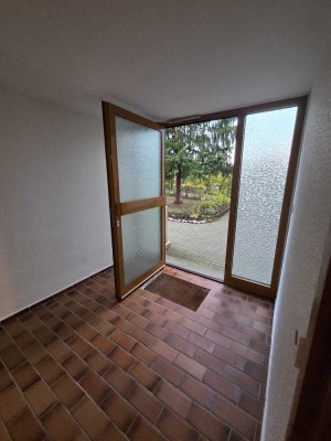 Möblierte 2-Zimmer-Wohnung in Stuttgart-Giebel – Sofort Einzugsbereit