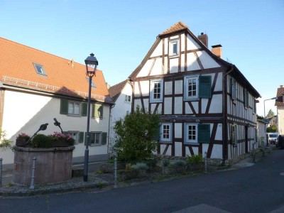 Historisches Fachwerkhaus in der Altstadt von Bergen(-Enkheim)