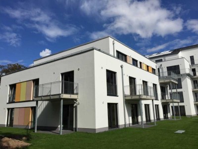 Renoviertes 1-Zimmerapartment, zentral, mit Tiefgaragen-Stellplatz