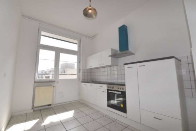 **Schicke 3-Zimmer-Wohung mit EBK und Balkon**