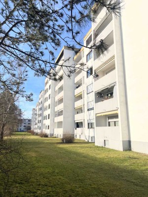 Bezugsfreie, schöne 3 Zi. Whg. im 2. OG/Lift und Süd Loggia, ruhig und zentral in Mühldorf  am Inn