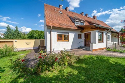 DIE Gelegenheit! Schönes, ausbaufähiges Haus im idyllischen Oberndorf am Lech in idealer Lage