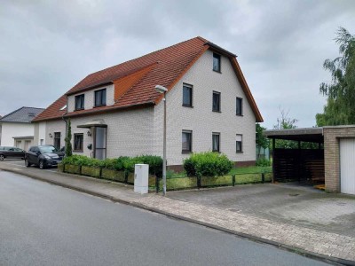 Schöne und sanierte Erdgeschosswohnung mit EBK in Lübbecke