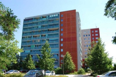 Geräumige und helle Wohnung mit 3 Südbalkonen