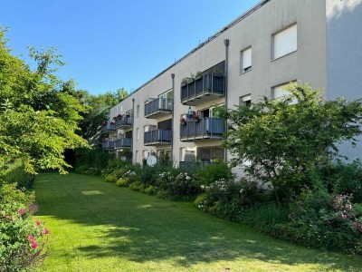Exklusive 3-Zimmer-Wohnung mit gehobener Innenausstattung mit Balkon und Einbauküche in Wiesbaden