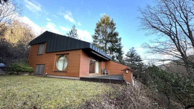 Stilvolles, hochwertiges Wochenend- und Ferienhaus in idyllischer Lage in Rüdenau zu verkaufen