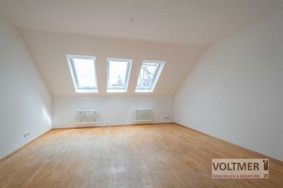 DACHJUWEL - helle Eigentumswohnung mit Stellplatz in Homburg-Erbach!