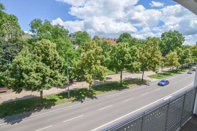 Zentrale 2-Wohnung im Zentrum mit Balkon