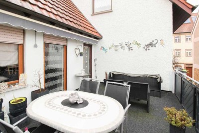 Richtig zuhause: Gepflegtes Einfamilienhaus mit Terrasse und Einliegerwohnung