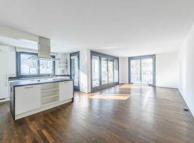 Luxuriöse, großzügige 4-Zimmer Wohnung in ruhiger Bestlage von Pasing