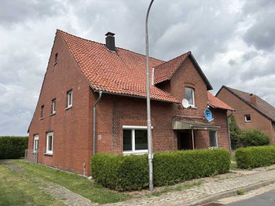 KARSTEN IMMOBILIEN ermöglicht Ihnen: Bauernhaus mit Potenzial sucht Handwerker - in Lüdersfeld