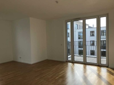 2 Monate mietfrei (netto)! 4 Zimmer mit zwei Bädern, EBK und Balkon!