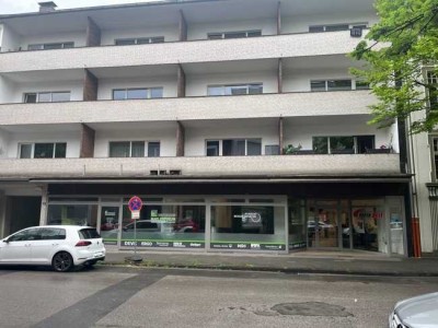 Modernes Appartement mit Balkon -komplett modernisiert -
in 47226 Duisburg-Rheinhausen