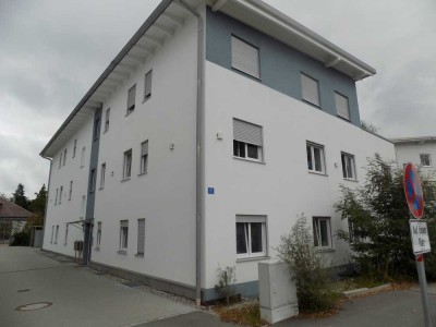 3-Raum-Wohnung mit gehobener Innenausstattung mit Balkon in Waldkraiburg-Zentrum (Bahnhofsnähe)