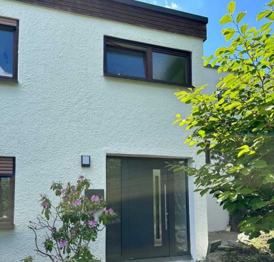 5-Zimmer-Haus auf dem Mittelberg zu vermieten