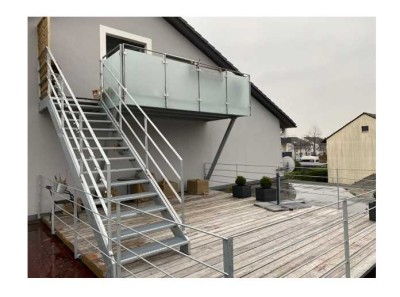 Stilvolle 3-Raum-Dachgeschosswohnung mit Balkon und  Dachterrasse in Rheinstetten-Forchheim