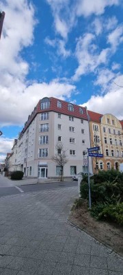 Top Maisonette-Wohnung auf 2 Ebenen im 4. und 5. OG, großzügig geschnitten, 3 Zimmer, Bad, Küche etc