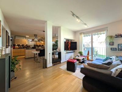 Großzügige und gepflegte Maisonettewohung mit Terrasse, Garten und 2 Parkplätzen