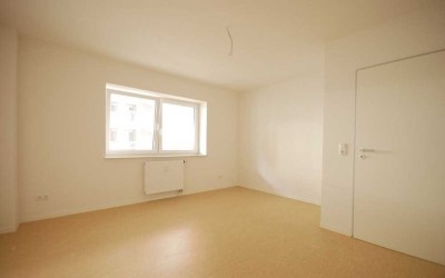 Helles Zimmer in ruhiger 2er WG ab sofort