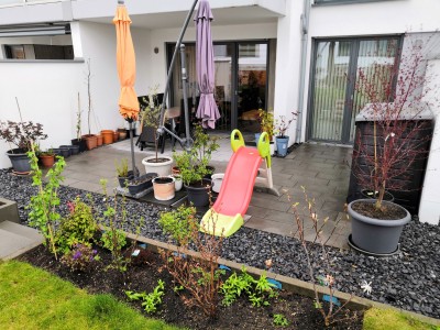 Barrierefreie hochwertige Erdgeschosswohnung mit großer Terrasse und Garten