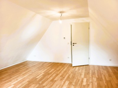 Geschmackvolle 2-Raum-Maisonette-Wohnung mit gehobener Ausstattung in Landau