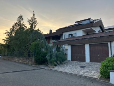 Frisch sanierte Erdgeschosswohnung in ruhiger Lage