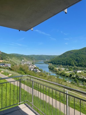 Großzügige helle 3-Zimmer Wohnung in Hatzenport mit Panoramablick auf die Mosel