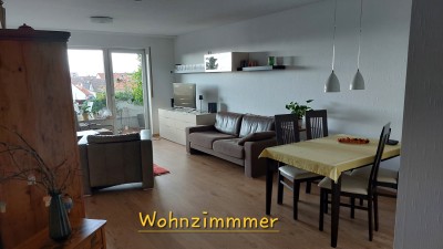 Helle Helle Dreizimmerwohnung, zentrale Lage in Langen