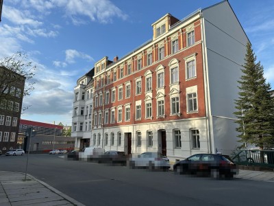 stilvolle 1 Raumwohnung mit Balkon, Erstbezug nach Sanierung, KfW 70