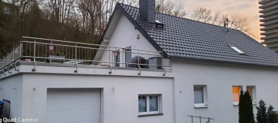 Moderne Wohnung mit großer Terrasse