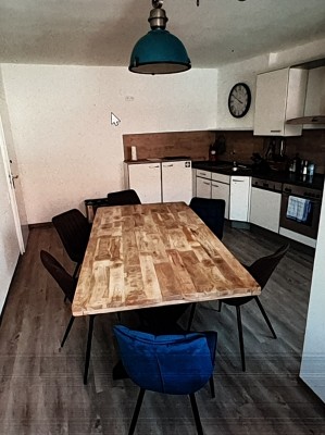 4-Zimmer-Wohnung komplett möbliert und ausgestattet