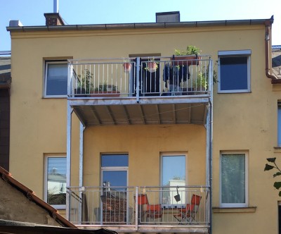 Sonnige große 3-Zimmer-Wohnung mit großem SW-Balkon