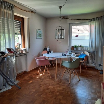 Vermiete 4 Zimmer Erdgeschoss-Wohnung in 72587 Römerstein-Böhringen