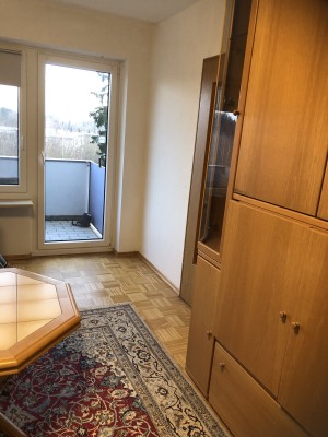 Helle 1-Zimmer-Wohnung in Ottobrunn, möbliert, Blick auf Wald