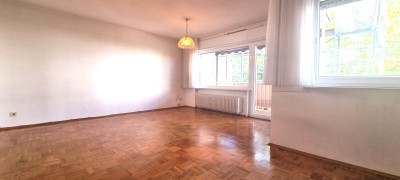 Ein Schmuckstück in Rugier Lage Frankfurts wartet diese 4 Zimmer Wohnung auf Sie!