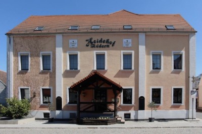 Gaststätte mit Gästezimmer und Partyraum