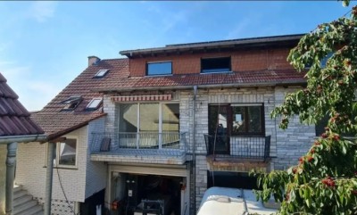 Schöne 6-Zimmer Wohnung mit Balkon, 2 Bädern