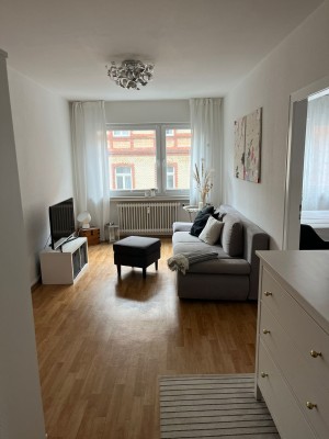 Helle 2,5 Zimmerwohnung, Albrechtstrasse 31, nahe Fresenius-Hochschule