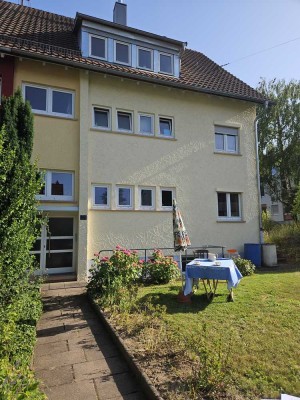 Freundliche 3-Raum-Wohnung in Ludwigsburg Hoheneck-Mergentheimerstr.
incl. einer Einbauküche.