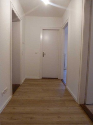Moderne 3 Zimmer-Wohnung mit großem Balkon!!