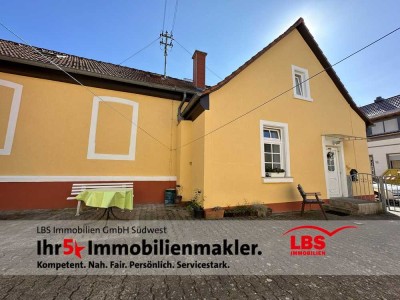 Einfamilienhaus mit Ferien-/Monteurswohnungen