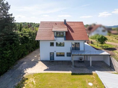 Wohnhaus mit Scheune in traumhafter Aussichtslage