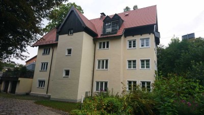 Helle 4-Zimmerwohnung im Mehrfamilienhaus im Grünen im Würmtal